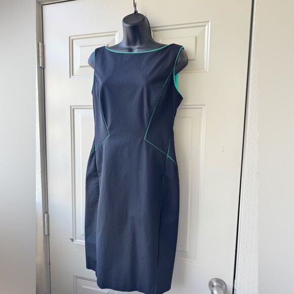 Lafayette 148 New York Deana Piped Trim Stretch Sheath Dress  Size 4 - Picture 4 of 16